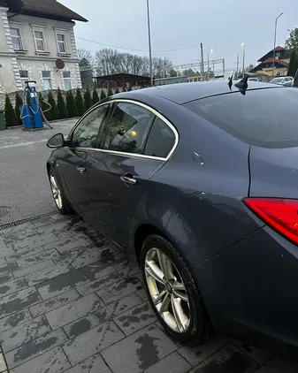 opel insignia skawina Opel Insignia cena 27500 przebieg: 220000, rok produkcji 2009 z Skawina